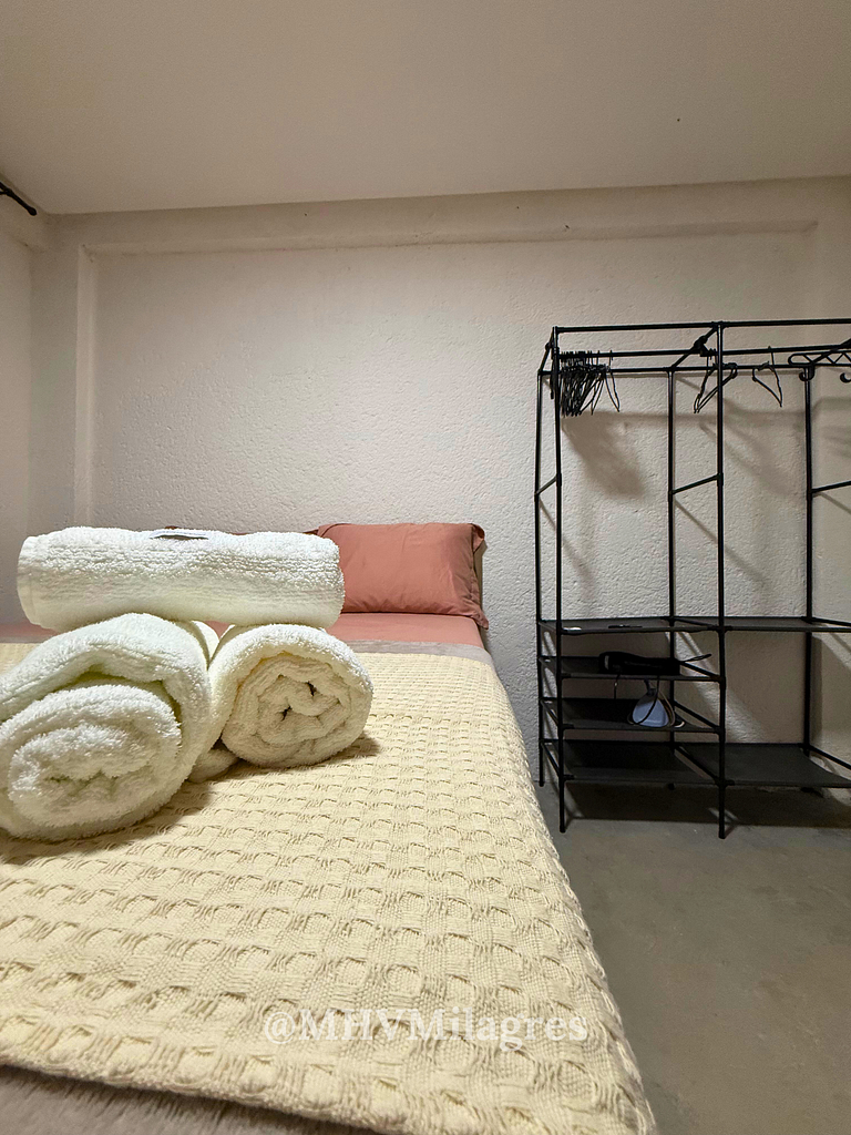 MHV Milagres - Casa Aurora, Rifugio a pochi metri dalla para