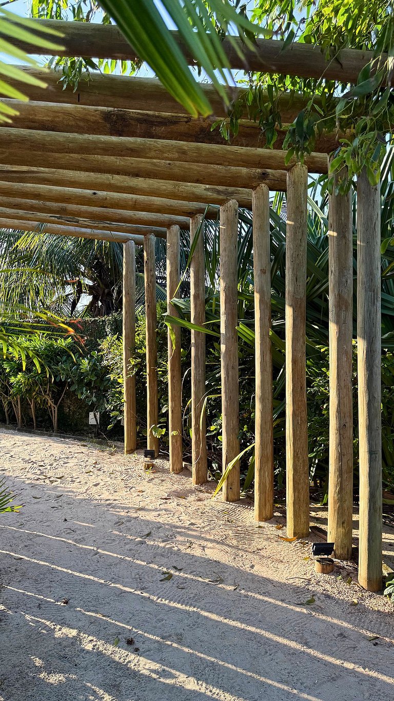 MHV Milagres - Casa OKA 37 Your Beachfront Refuge, Comfort,