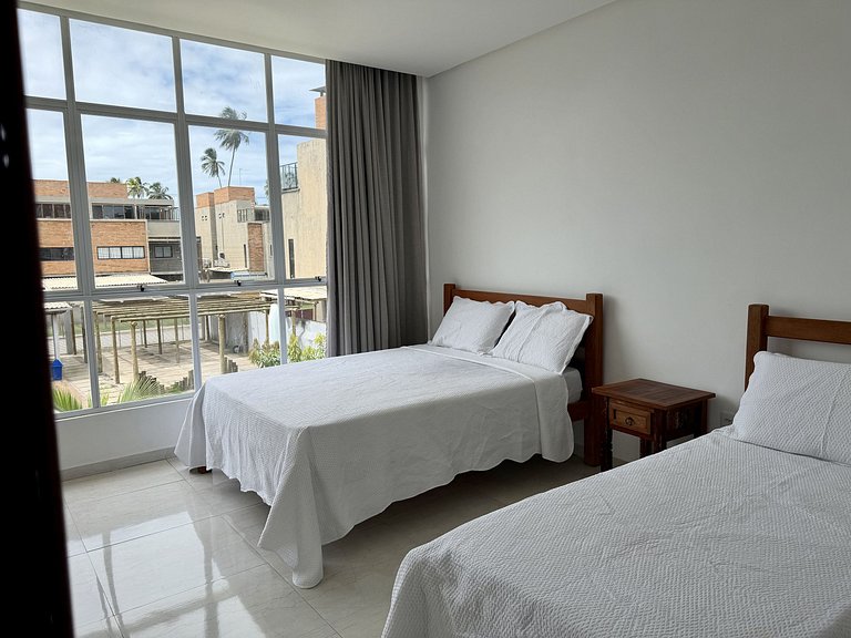 MHV Milagres - Casa Flora Spacious and Comfortable Retreat a